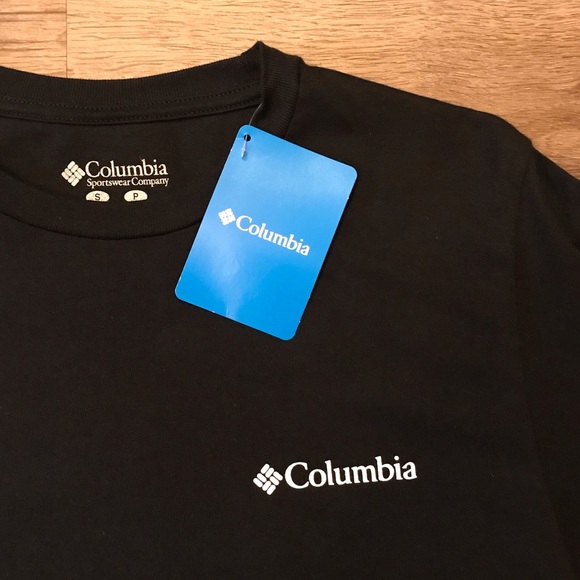 Sold- Columbia Graphic Tee Bear - Picture 8 of 8